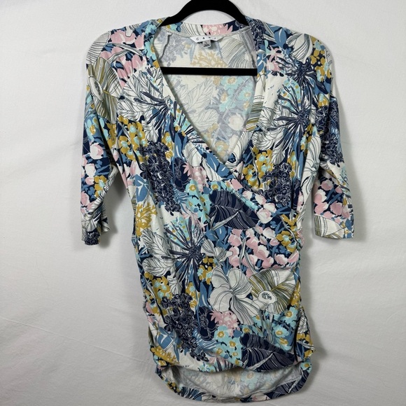 CAbi Multicolor Floral Top Womens Size L - Picture 1 of 5